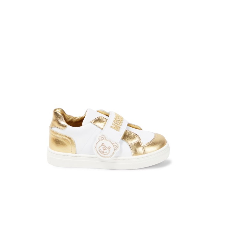 MOSCHINO SNEAKER IN LEATHER WHITE LAMINATA GOLD CON PATCH TEDDY BEAR IN STRASS GOLD E LOGO LETTERING 