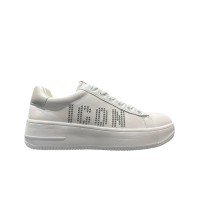 ICON SNEAKER WHITE SILVER CON LOGO LETTERING CON BORCHIE SILVER