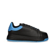 EMPORIO ARMANI SNEAKER IN LEATHER BLACK CON RETRO GOMMATO SKY BLUE CON LOGO AQUILA