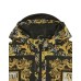 Versace Jeans Couture Giubbotto da Uomo realizzato in nylon con stampa logo Barocco all-over color nero/oro/bianco